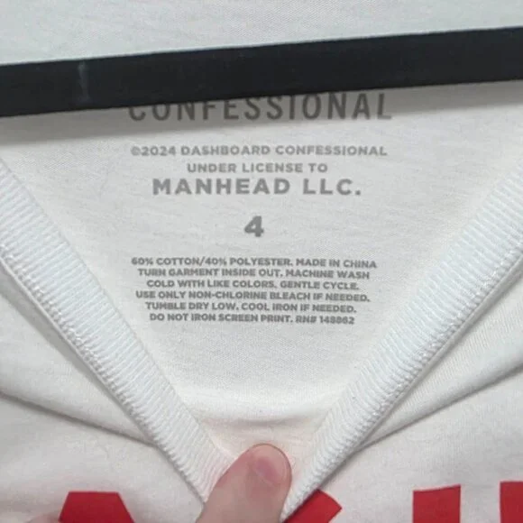 NWT Torrid Size 4 Dashboard Confessional Tee - Picture 3 of 3